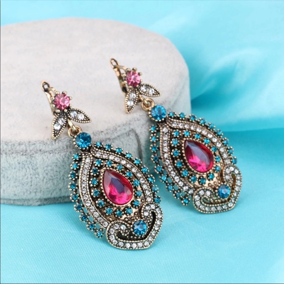 Jewelry - 💎🦋BOHO Ornate  Jeweled Ceremonial Earrings🦋💎